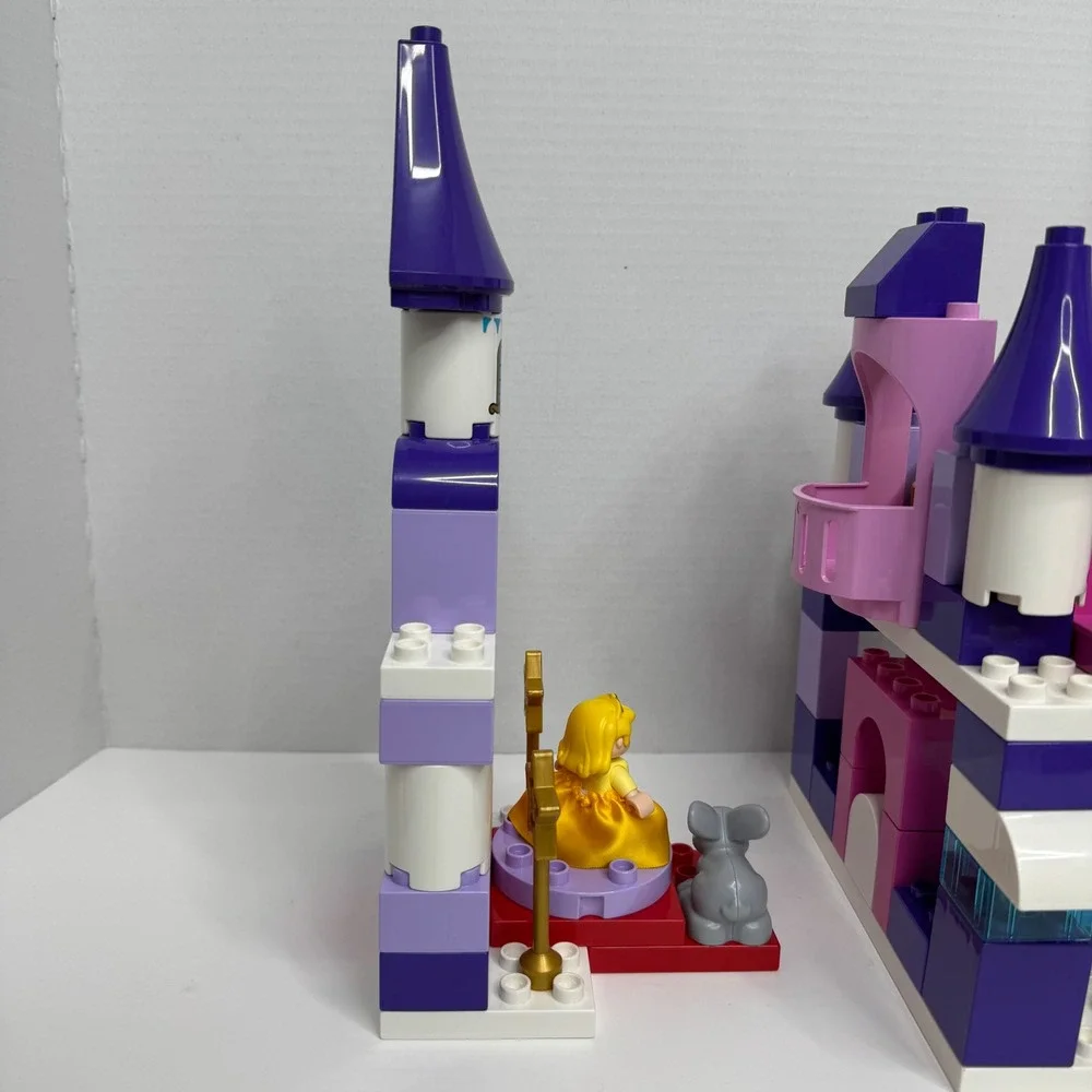 LEGO Duplo Disney Sofia the First Royal Castle 10595 Princess Amber incomplete